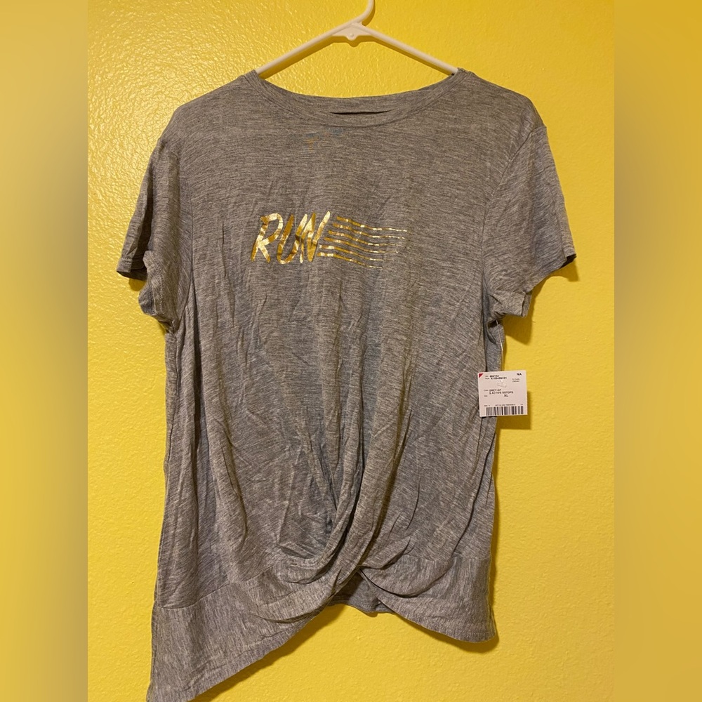 Nel + Lo running t shirt